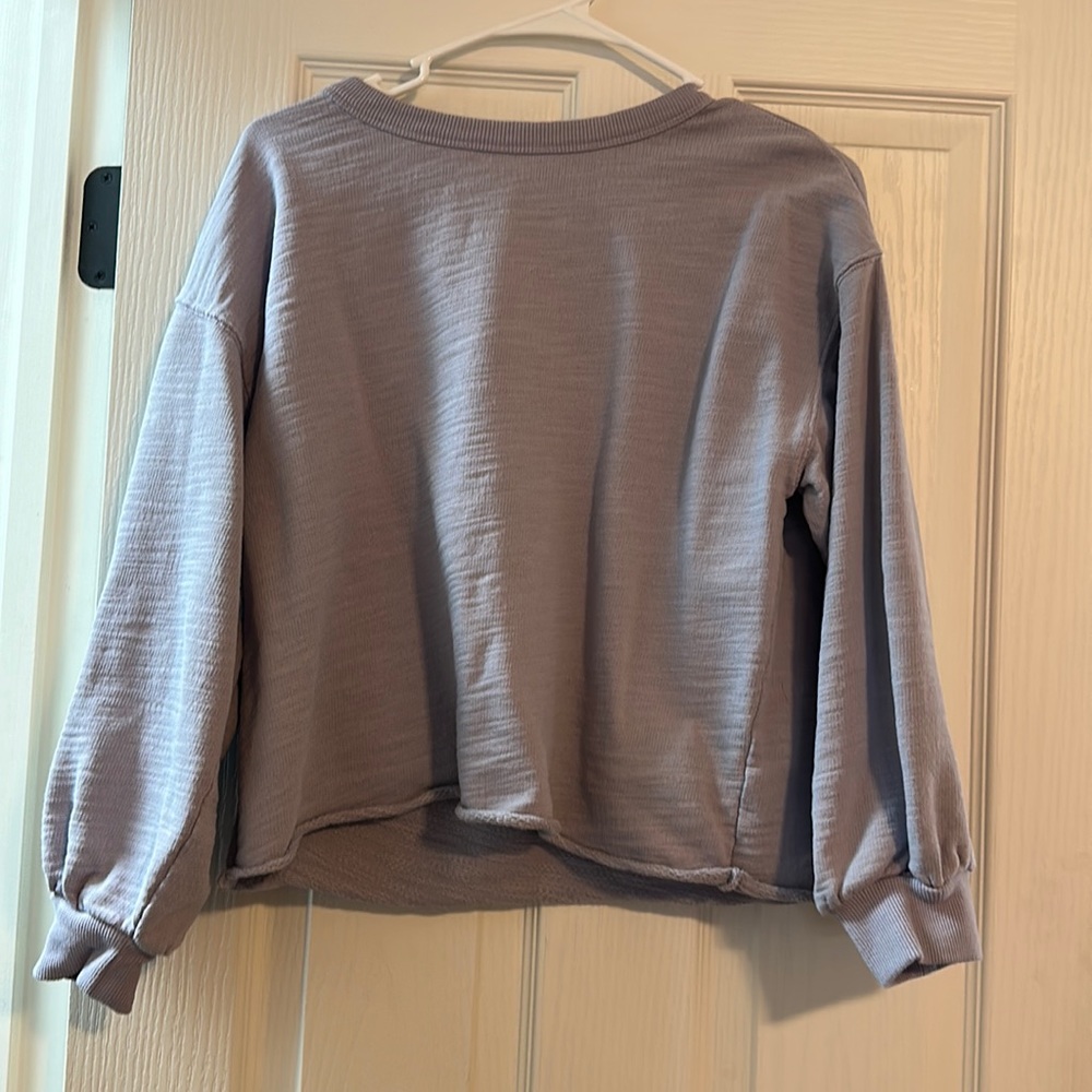 Target Crew Neck Size Small
